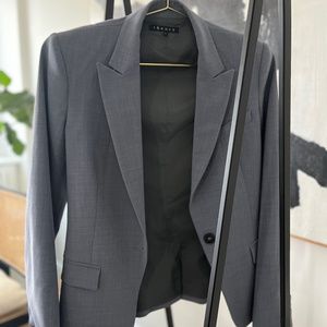 Size 4 Theory Suit in Slate Blue Grey
